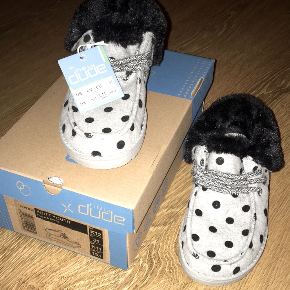 Hey Dude’s  Britt Youth Polka Dots Size 12 Youth Girls